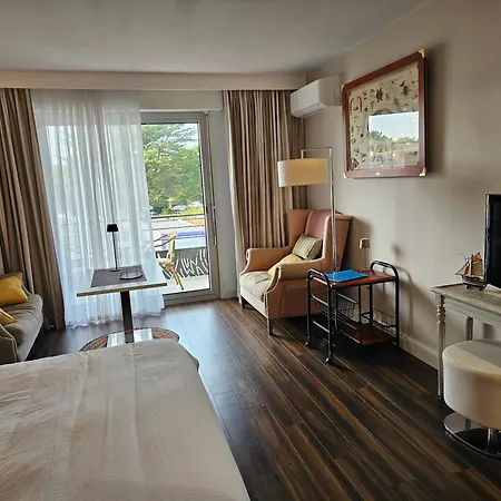 Classé 3 étoiles, Chiberta Ocean Golf Surf * Anglet