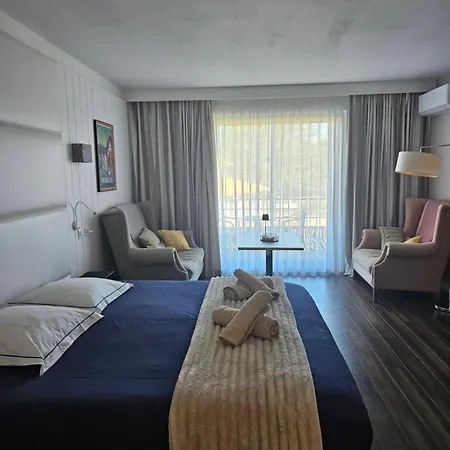 Classé 3 étoiles, Chiberta Ocean Golf Surf Anglet