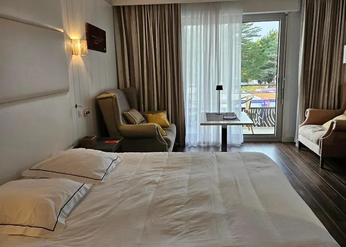 Classé 3 étoiles, Chiberta Ocean Golf Surf Anglet